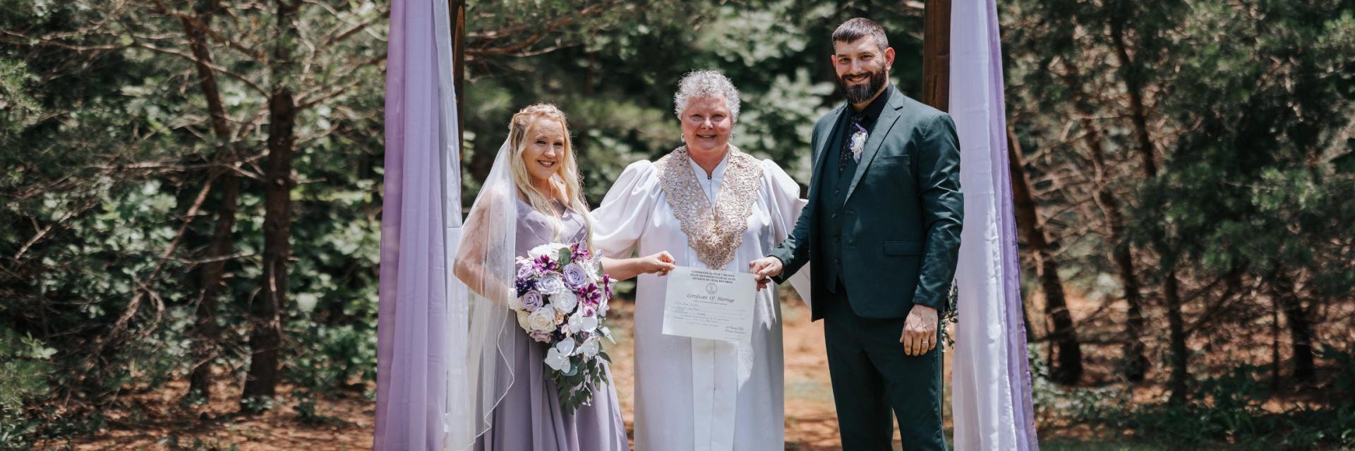 outdoor elopement in Virginia with wedding officiant